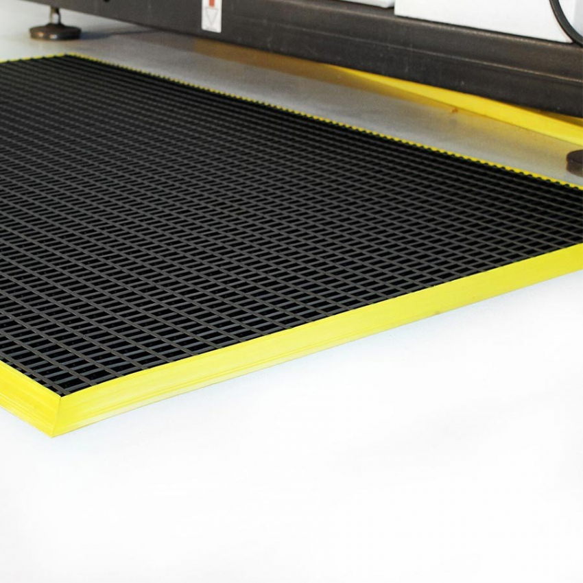 Anti-fatigue mat Individual oil resistant mat - 132.675 - Workstation