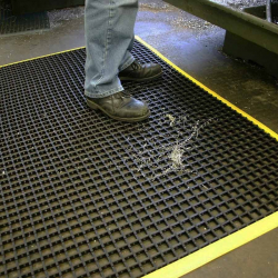 Anti-fatigue mat Individual oil resistant mat - 132.675 - Workstation