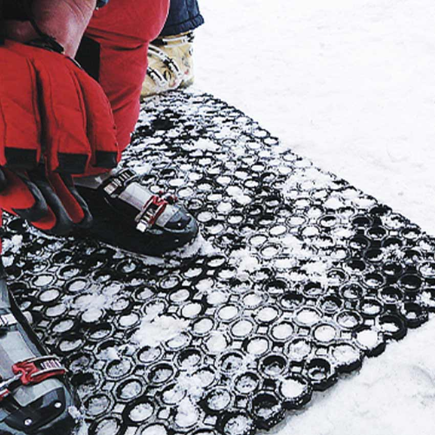 Rubber grating Ski resort grating - 103.8 - BTB honeycomb grating