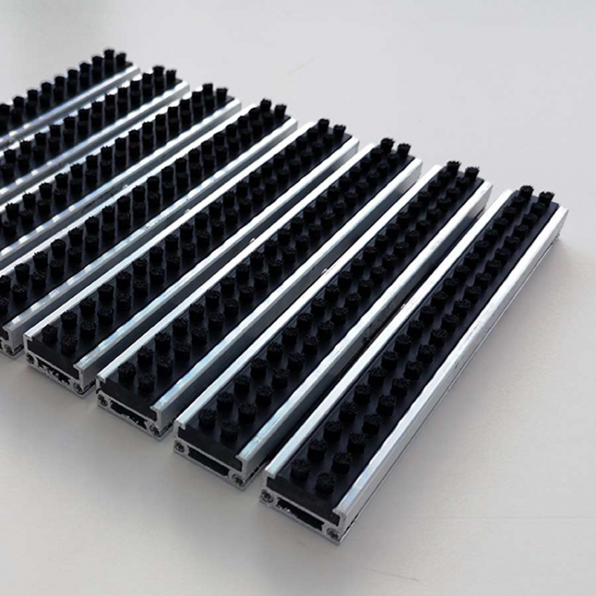Aluminum matting High performance aluminum entrance matting - 0 - plate-17-spazzola