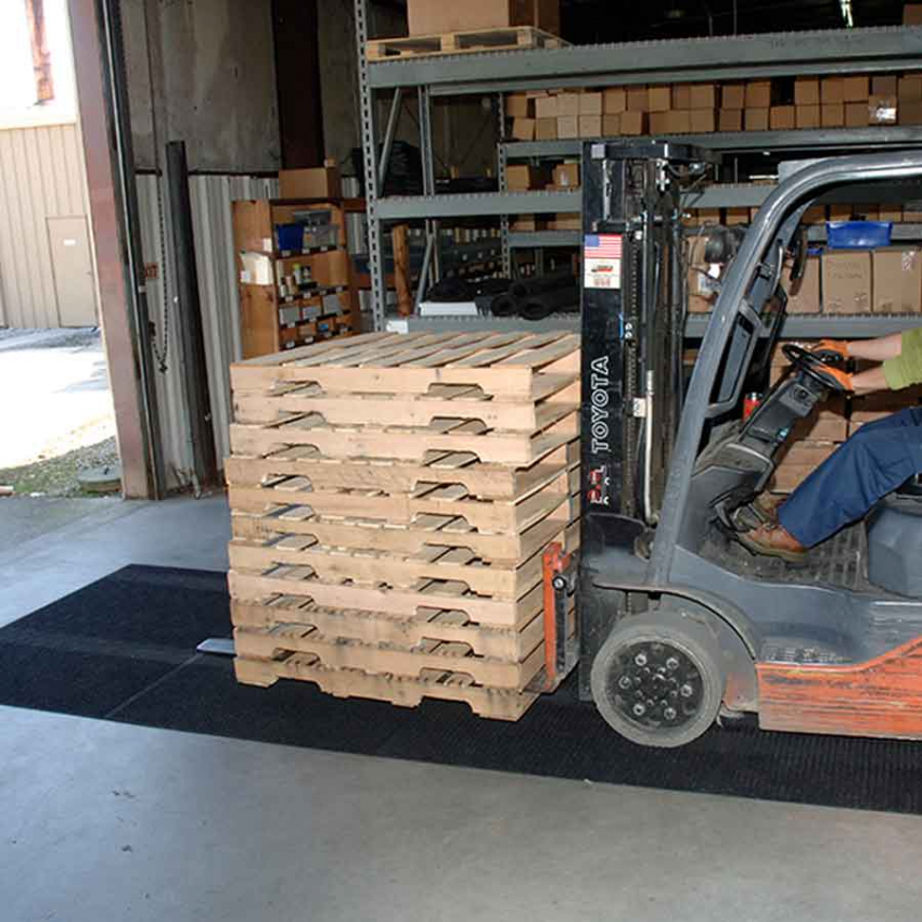Forklift mats - Protecting floors and surfaces