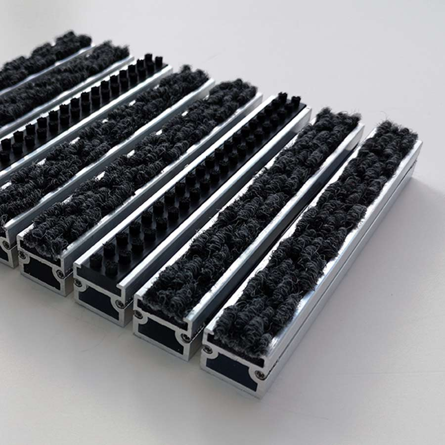 Aluminum matting
