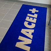 Mat with company logo | Nacel +